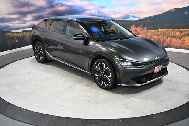 2024 Kia EV6 Wind's photo