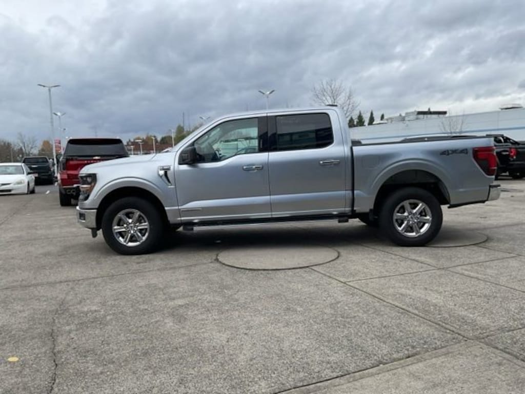 Used 2024 Ford F-150 XLT Truck SuperCrew Cab
