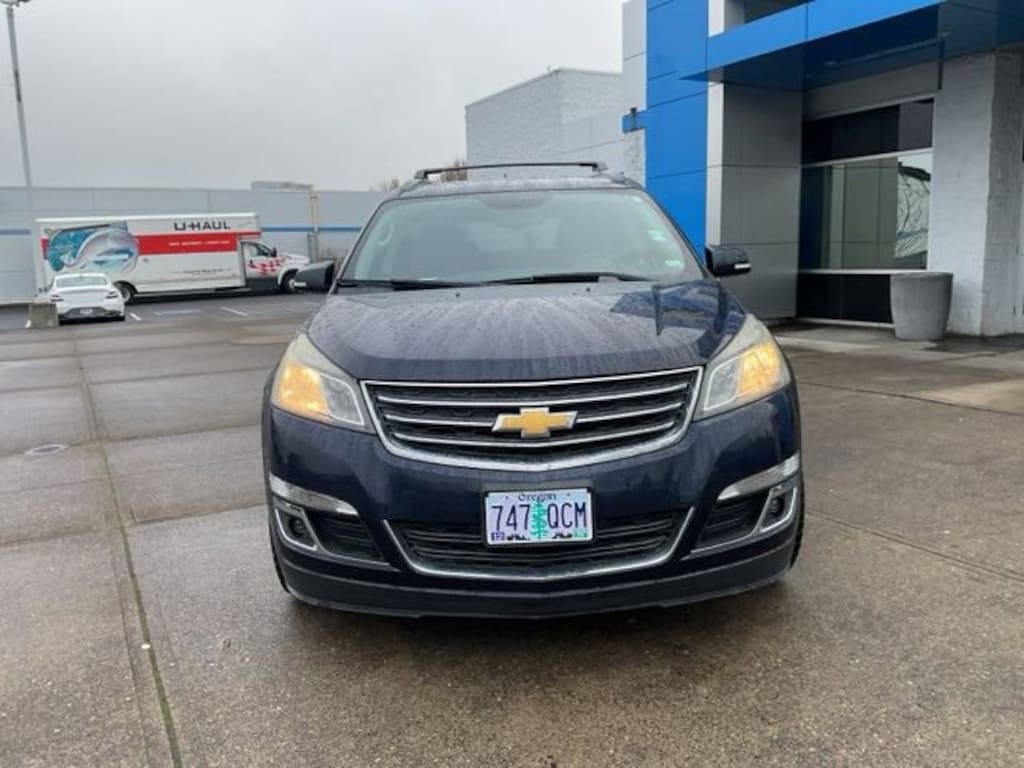 Used 2016 Chevrolet Traverse LT SUV