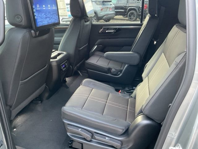 2026 Chevrolet Suburban High Country - Photo 22