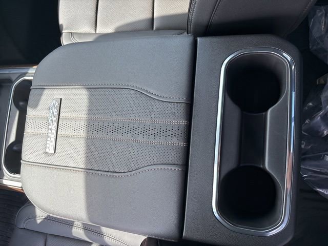 2026 Chevrolet Silverado 3500HD High Country - Photo 21