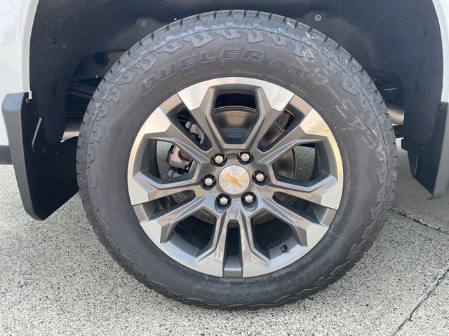2026 Chevrolet Silverado 1500 High Country - Photo 14