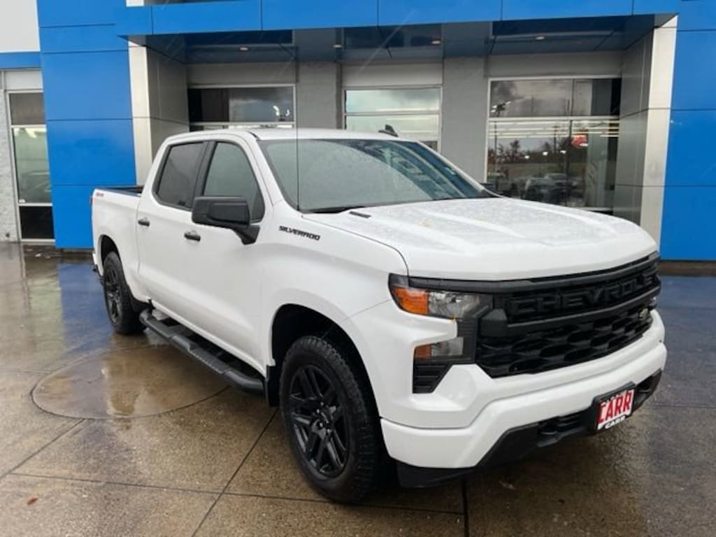New 2025 Chevrolet Silverado 1500 Custom Truck