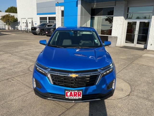 2024 Chevrolet Equinox LT photo 2
