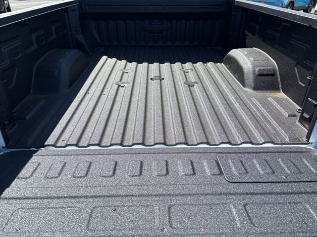 2026 Chevrolet Silverado 3500 HD High Country - Photo 9