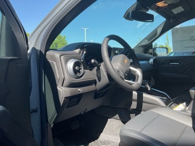 2026 Chevrolet Colorado LT - Photo 10