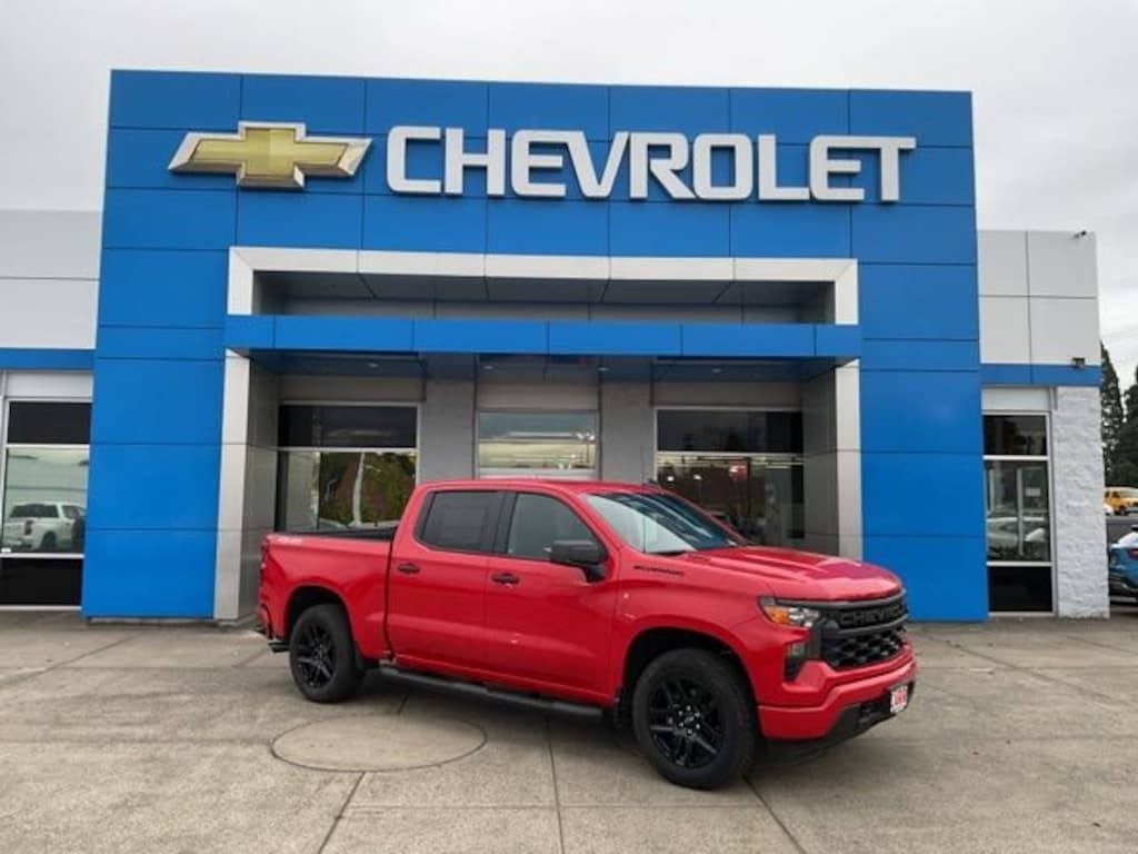 New 2025 Chevrolet Silverado 1500 Custom Truck