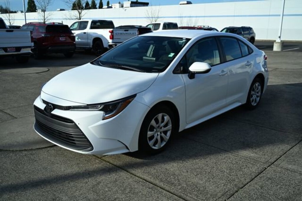 Used 2023 Toyota Corolla LE Sedan