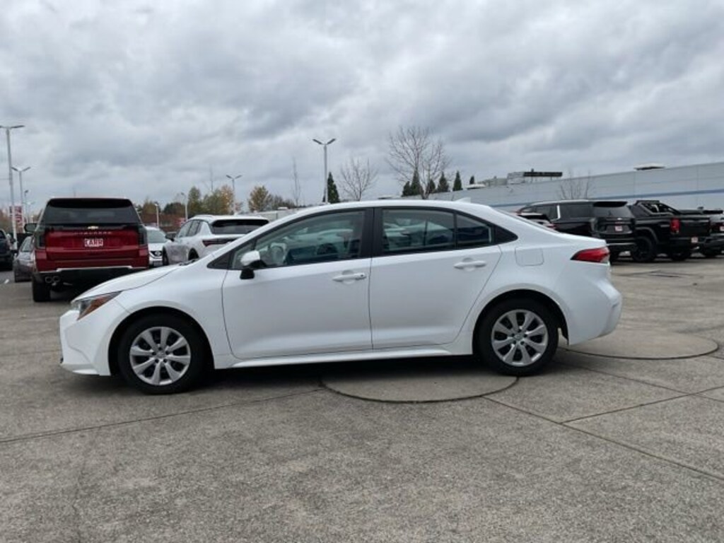 Used 2023 Toyota Corolla LE Sedan