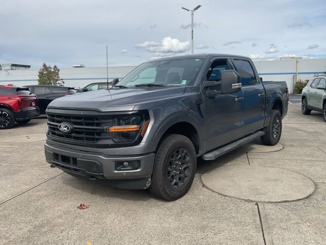 2025 Ford F-150 XLT photo 2