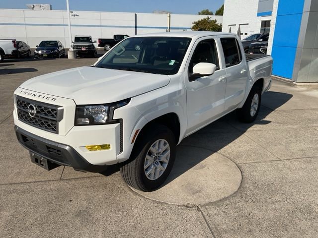 2022 Nissan Frontier SV photo 3