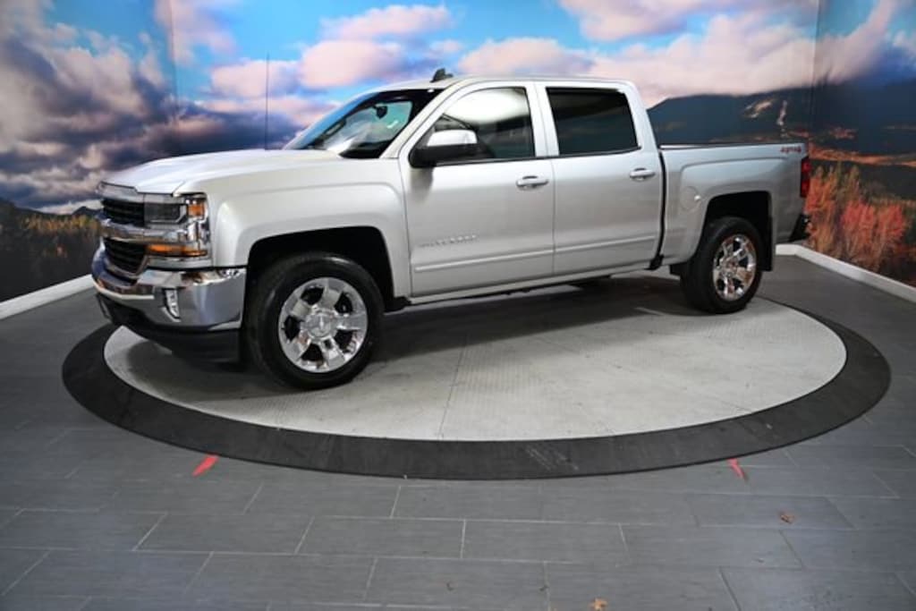 Used 2018 Chevrolet Silverado 1500 LT Truck Crew Cab