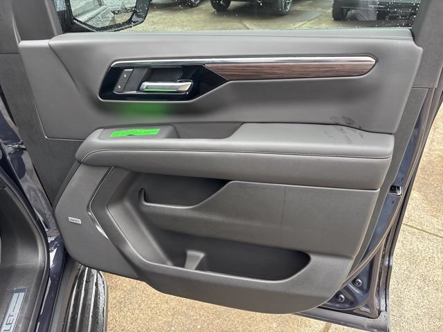 2026 Chevrolet Suburban Premier - Photo 49