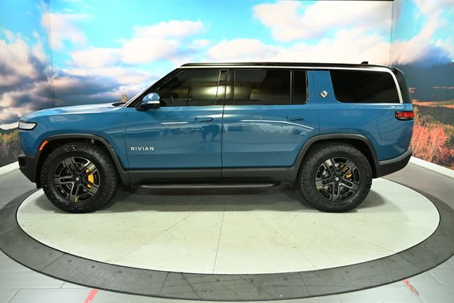 2023 Rivian R1S Adventure photo 4