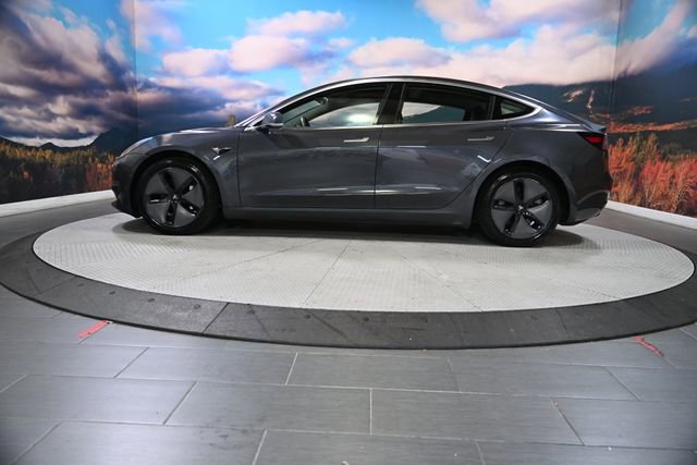 2018 Tesla Model 3 Long Range photo 4