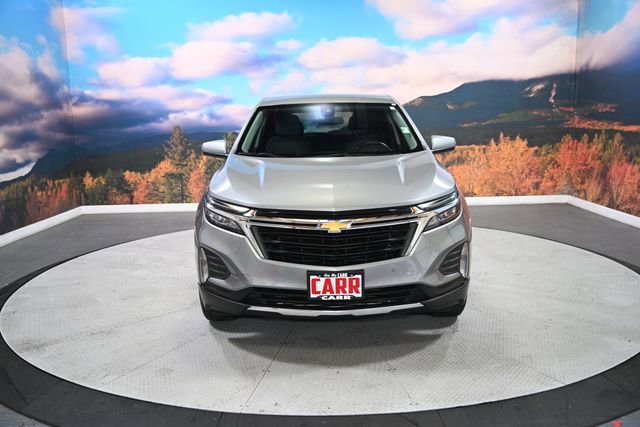 2024 Chevrolet Equinox LT photo 2