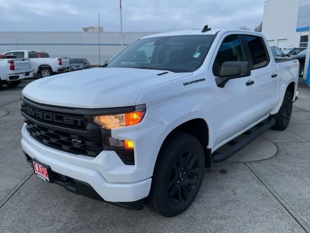 New 2025 Chevrolet Silverado 1500 Custom Truck