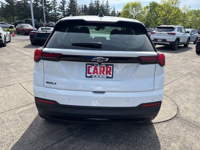 2027 Chevrolet Bolt LT - Photo 7