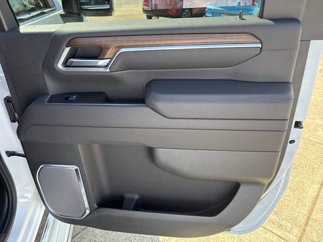2026 Chevrolet Silverado 3500 HD High Country - Photo 41