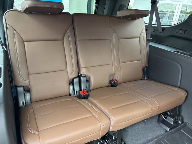 2026 Chevrolet Suburban High Country - Photo 44