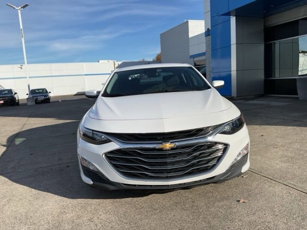 Used 2024 Chevrolet Malibu 1LT Sedan