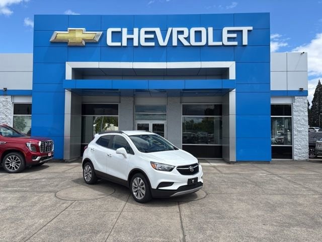 2017 Buick Encore Preferred's photo