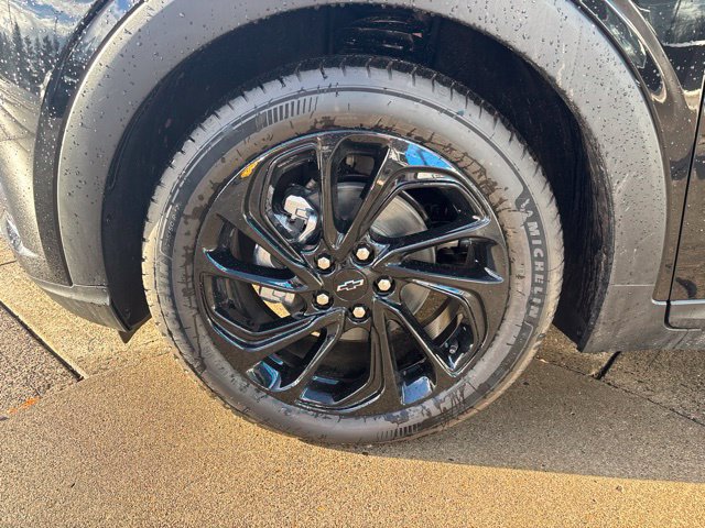 2027 Chevrolet Bolt RS - Photo 10