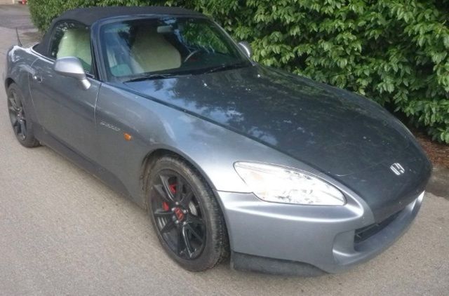 2005 Honda S2000 Base photo 2