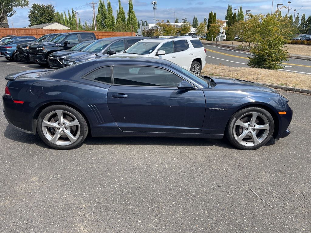 2015 Chevrolet Camaro SS photo 2