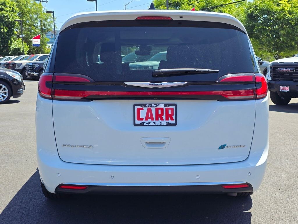 Used 2023 Chrysler Pacifica Hybrid Limited Minivan/Van