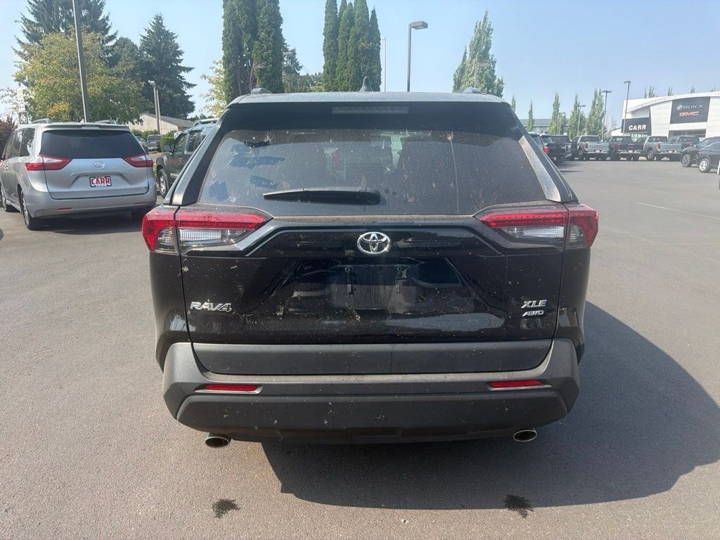 Used 2025 Toyota RAV4 XLE SUV