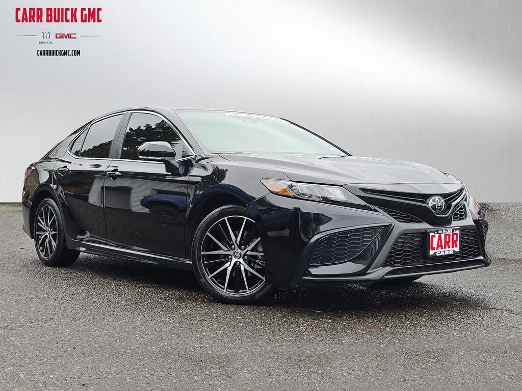 Used 2024 Toyota Camry SE Sedan