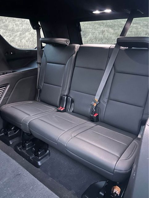 2023 Chevrolet Tahoe Z71 photo 2
