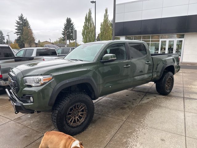 2021 Toyota Tacoma TRD Off-Road photo 3