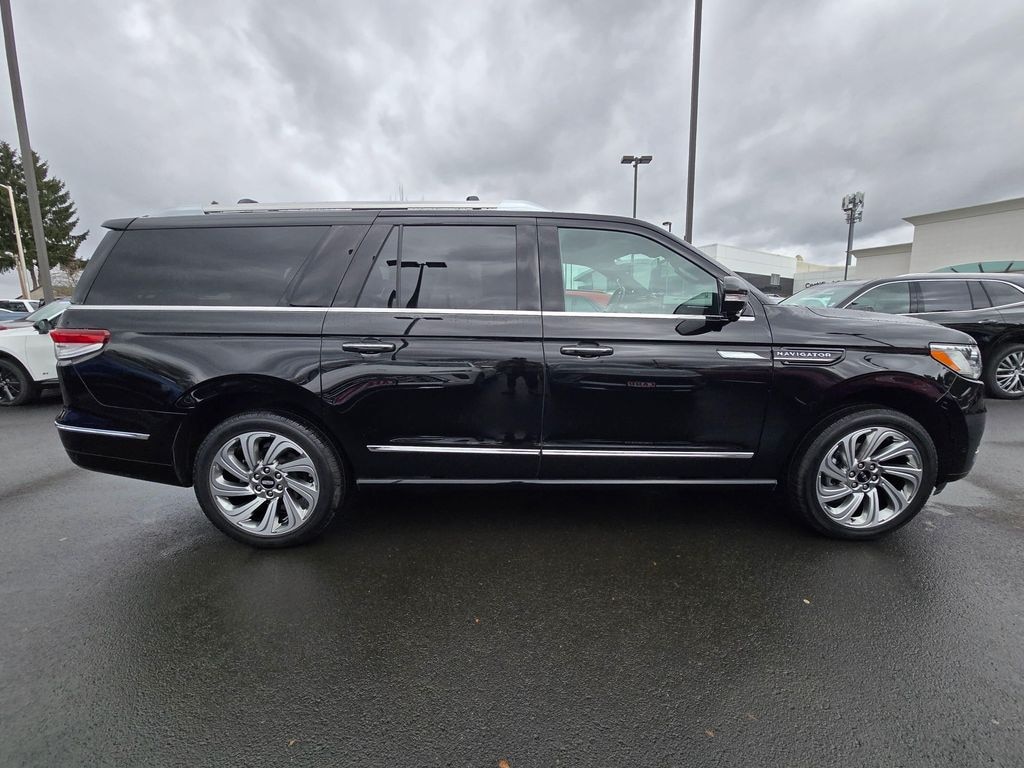 Used 2024 Lincoln Navigator L Reserve SUV