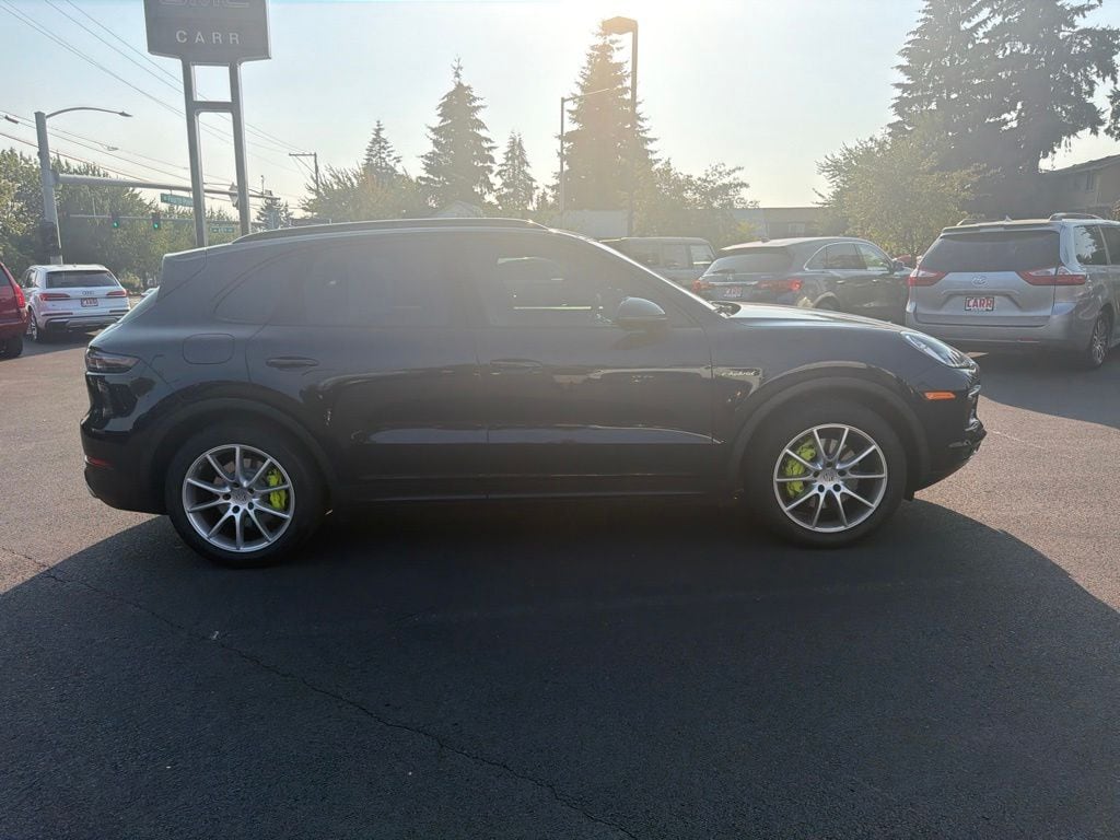 Used 2022 Porsche Cayenne E-Hybrid Base SUV