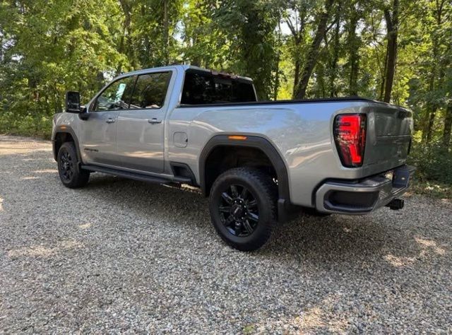2024 Gmc Sierra 2500 HD AT4 photo 3