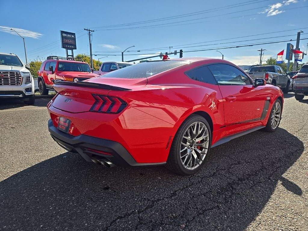 2024 Ford Mustang GT Premium photo 3