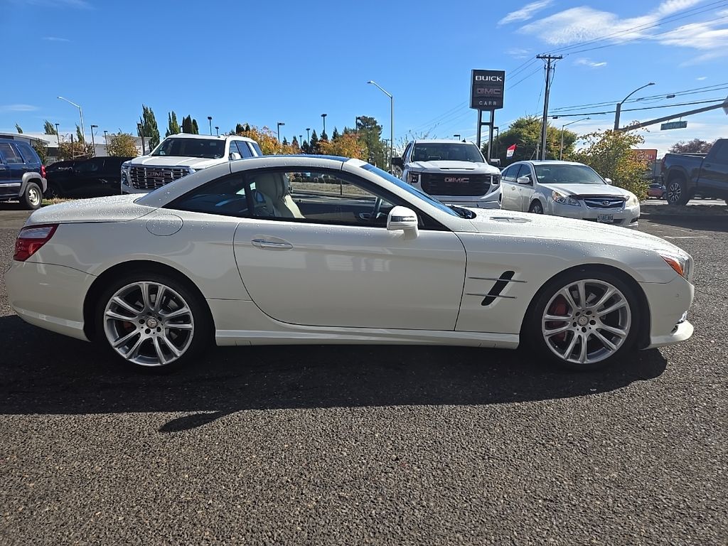 2015 Mercedes Benz SL 400 photo 2