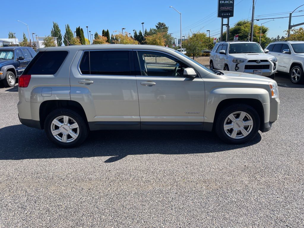 2014 Gmc Terrain SLE photo 2