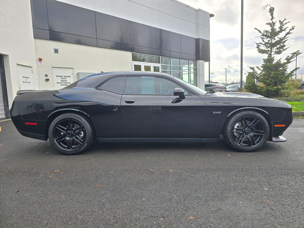 Used 2023 Dodge Challenger R/T Coupe