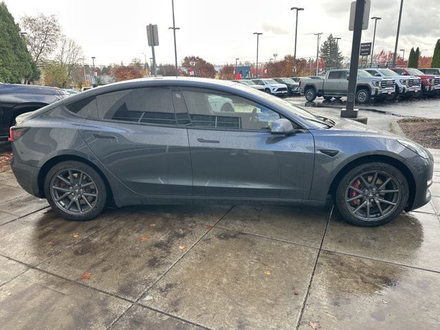 2019 Tesla Model 3 Standard Range Plus photo 2