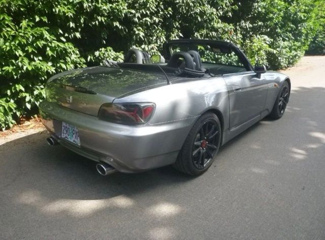 2005 Honda S2000 Base photo 4