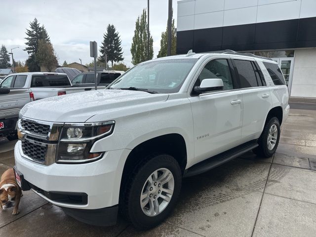 2018 Chevrolet Tahoe LT photo 2