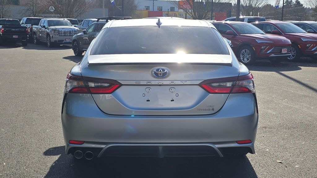 Used 2022 Toyota Camry Hybrid SE Sedan