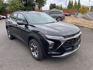 2024 Chevrolet Trax LT SUV