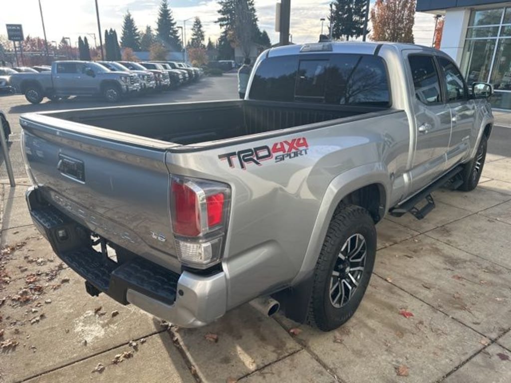Used 2022 Toyota Tacoma SR5 Truck