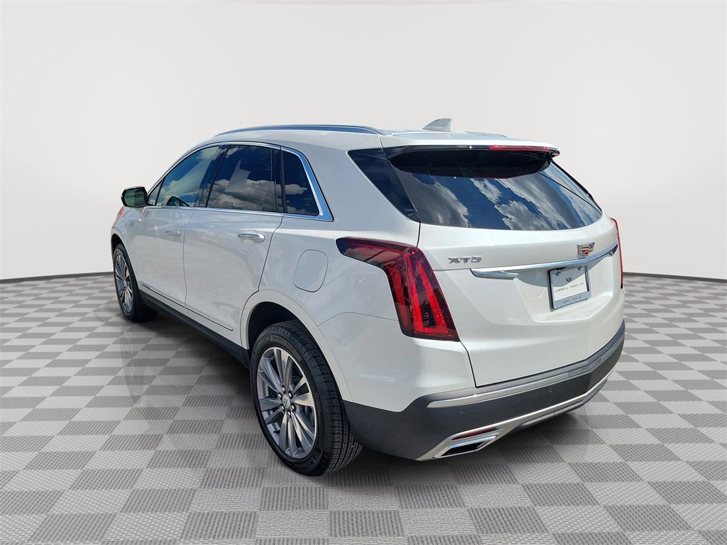 2025 Cadillac XT5 Premium Luxury photo 3