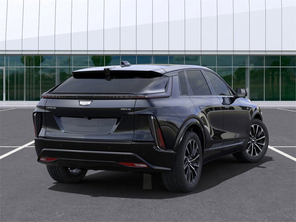 2025 Cadillac Lyriq Sport photo 4