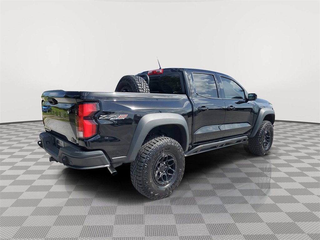 2024 Chevrolet Colorado ZR2 photo 3
